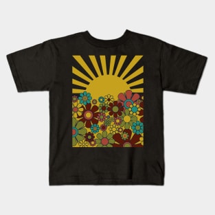 Sunshine Retro Garden Vintage 60s 70s Aesthetic Flowers and Sun Kids T-Shirt